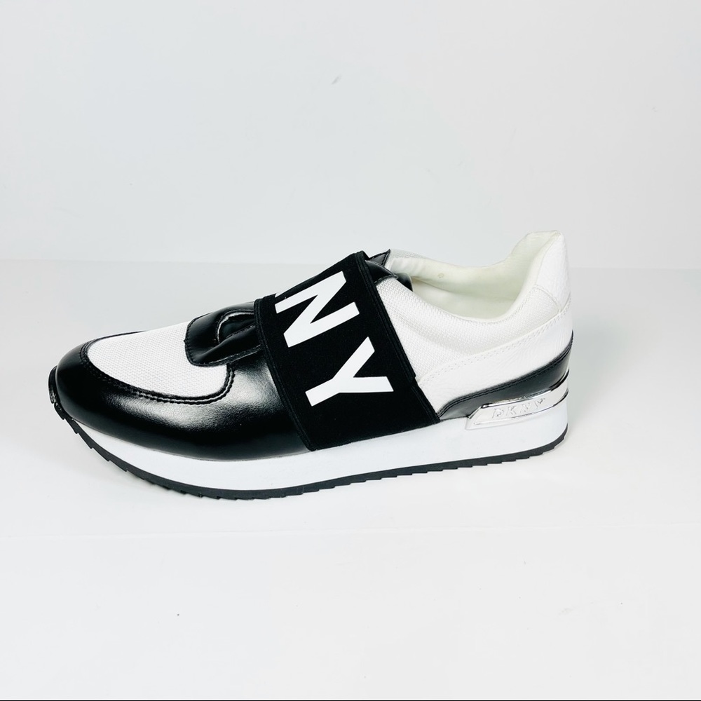 Dkny Marli Low Top Slip On Logo Fashion Sneakers